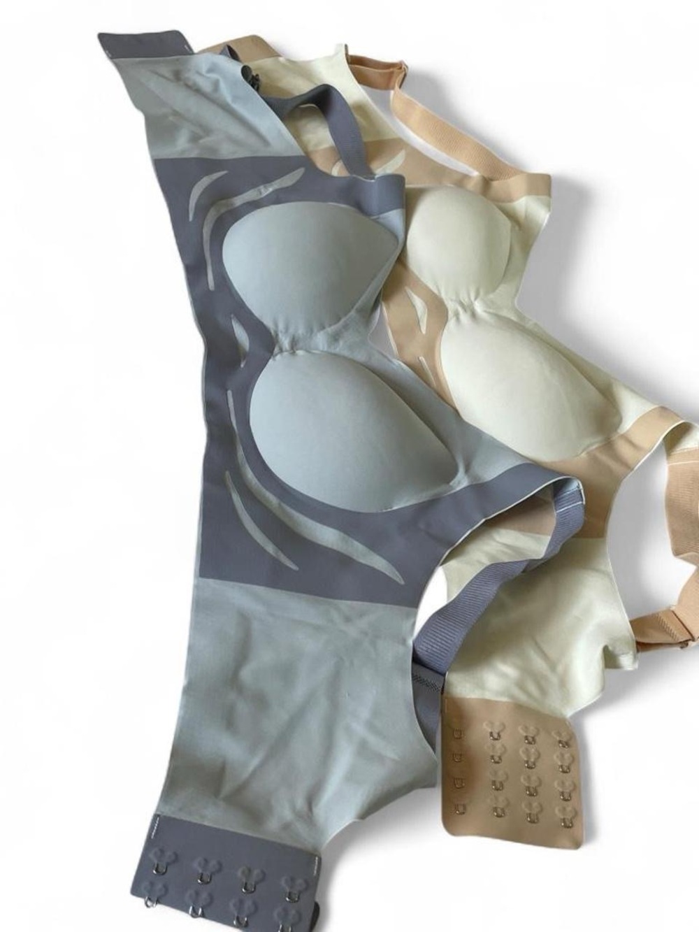 Everyday Seamless Molded Bras - Light Gray & Cream